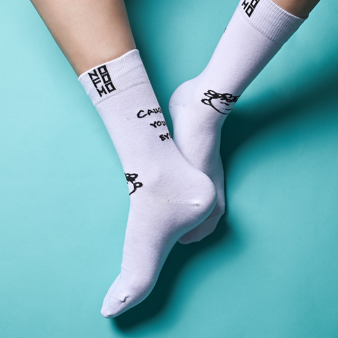 white-funky-pattern-cotton-crew-length-socks