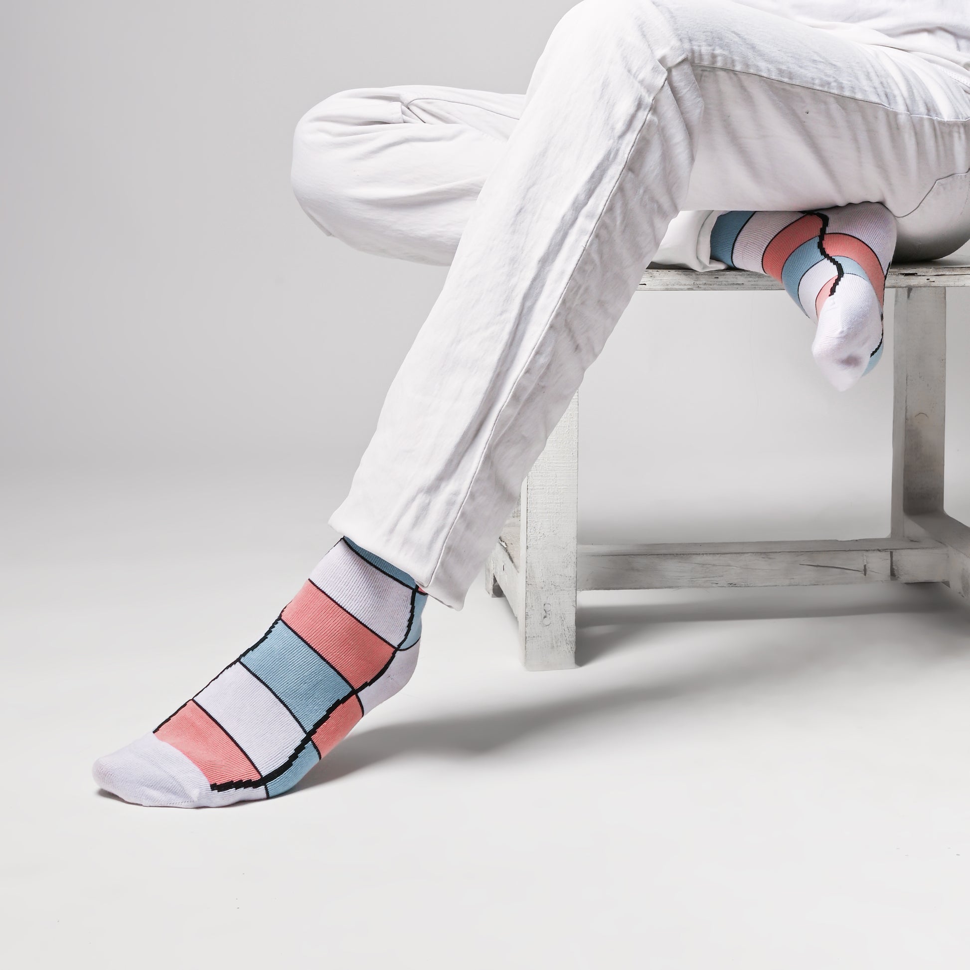 colourful-funky-pattern-cotton-ankle-length-socks